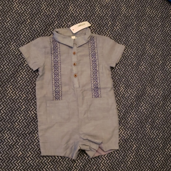 Gymboree one piece - Picture 1 of 2